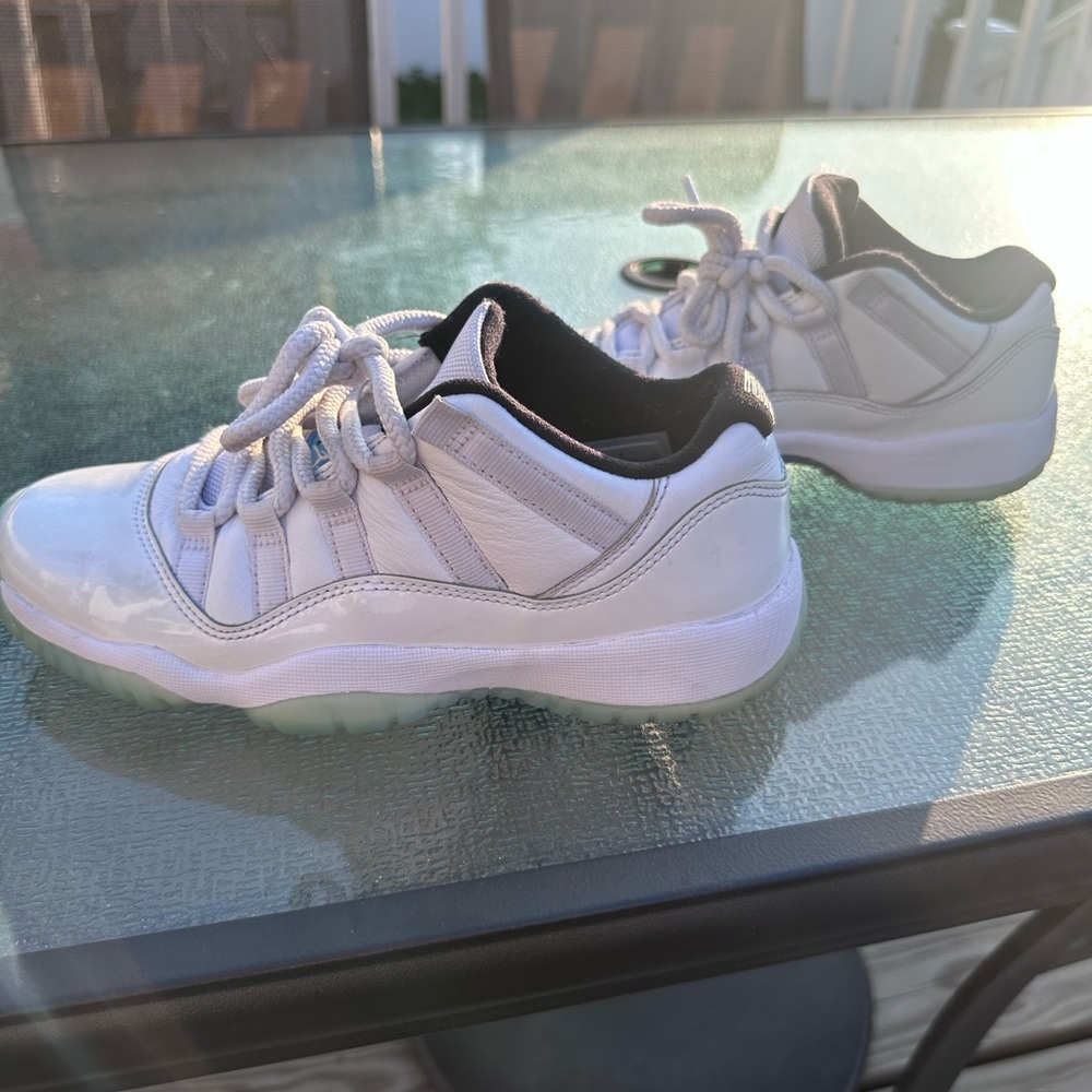 Jordan 11 low GS legend size 5 - Picture 6 of 6